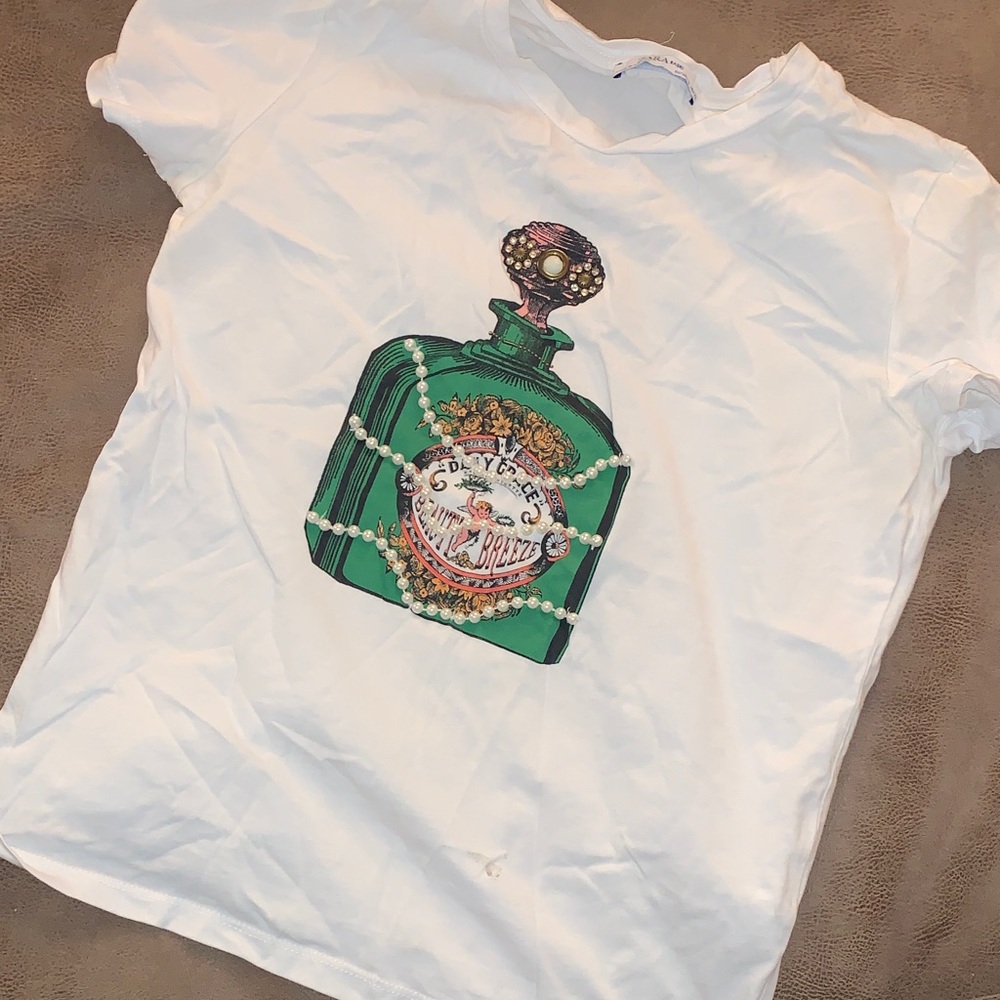 Zara Tee